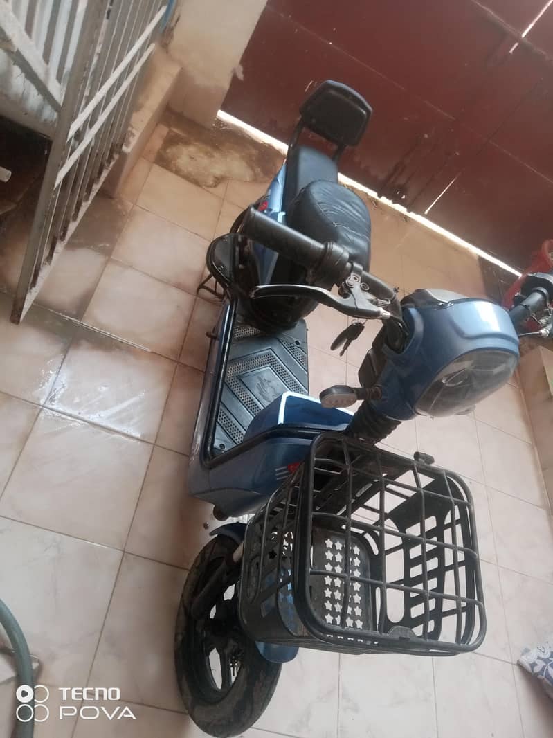 EV Scooty 0