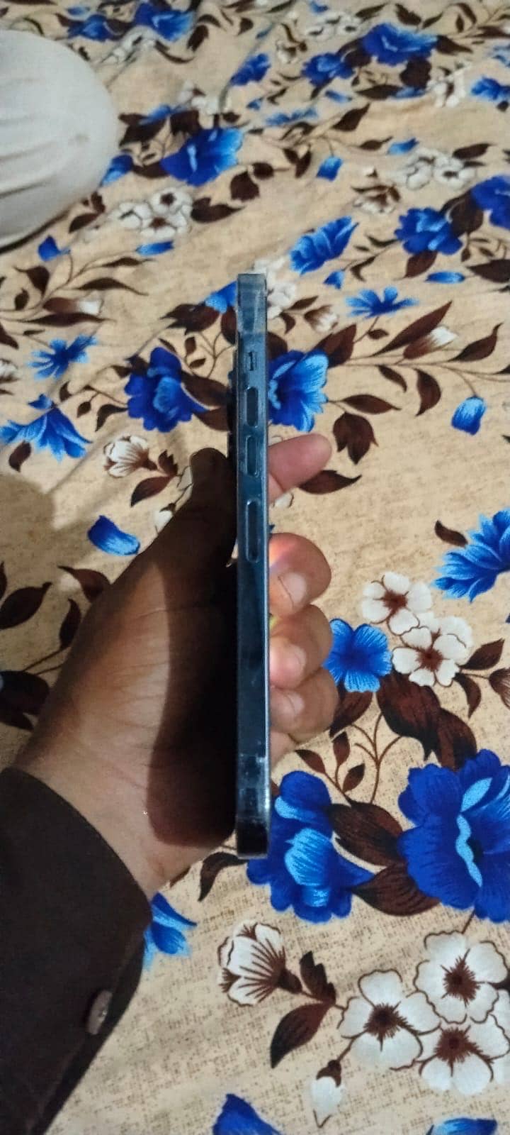 Apple iPhone 13 Pro Max 4