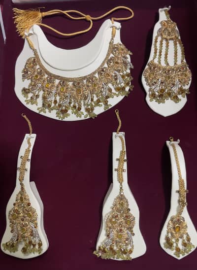 Bridal set
