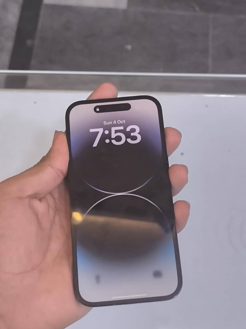 Apple iPhone 14 Pro 1