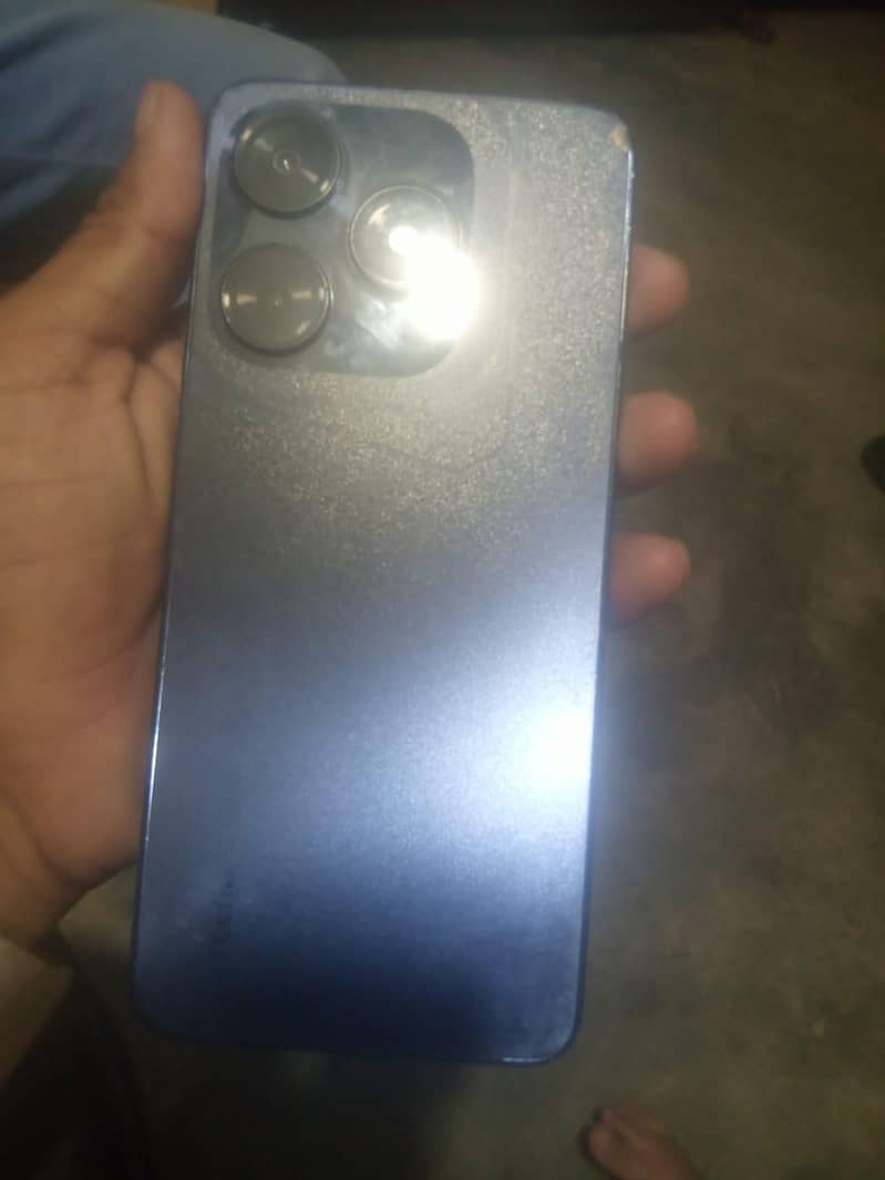 Tecno Spark 10 4