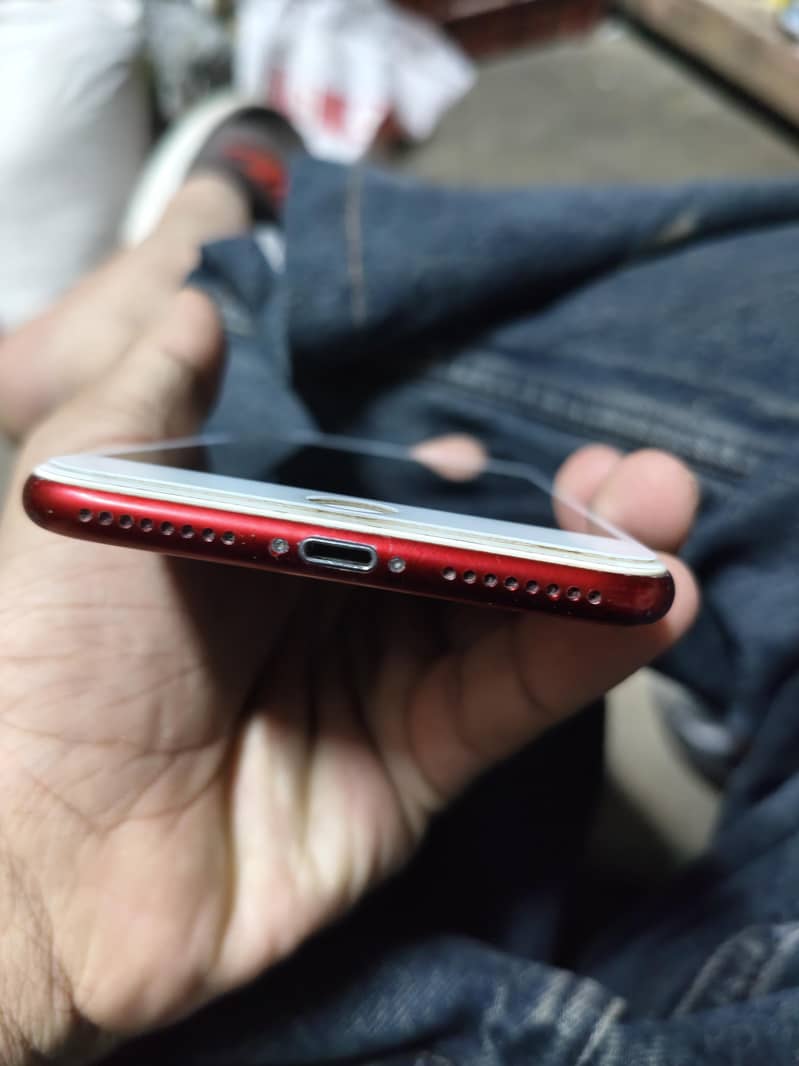 Apple iPhone 7 Plus 4