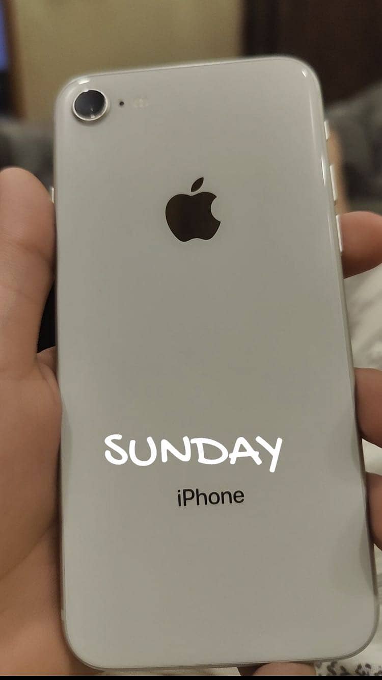 Apple iPhone 8 0