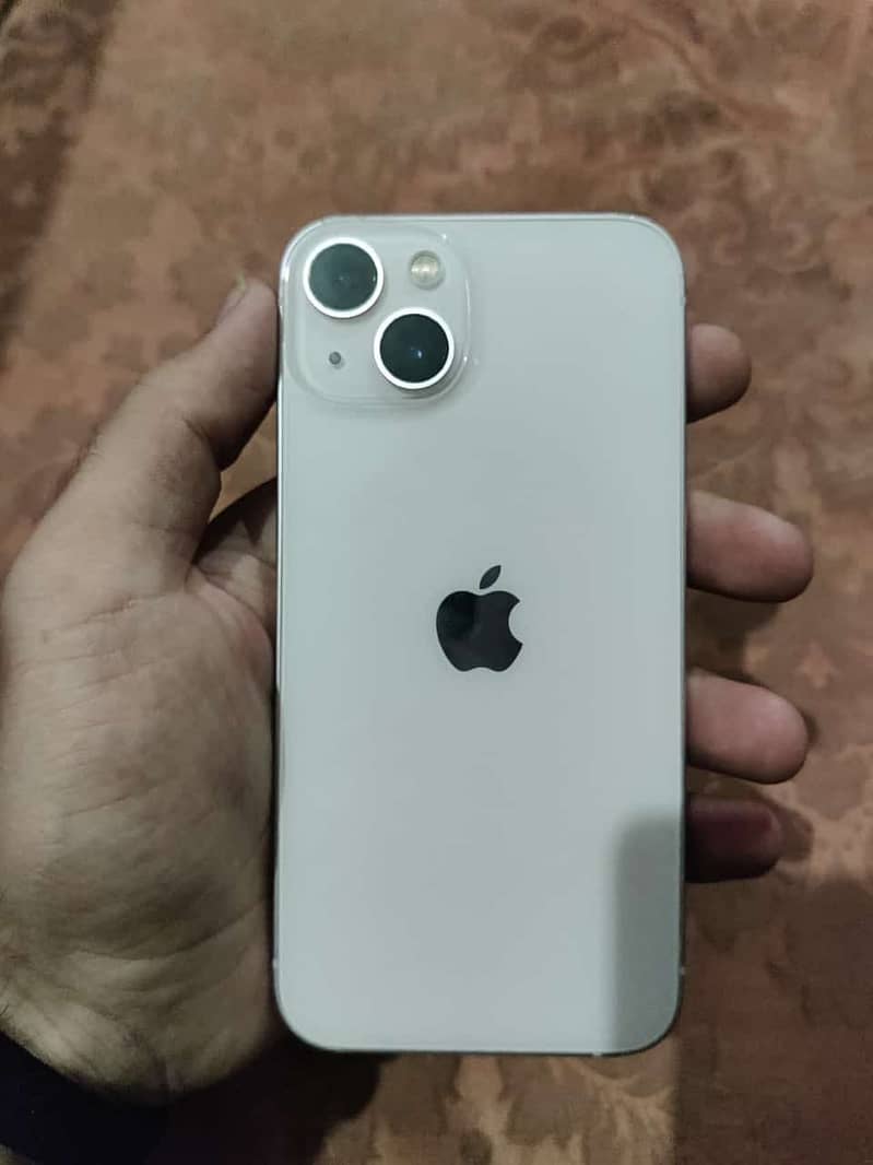 Apple iPhone 13 0