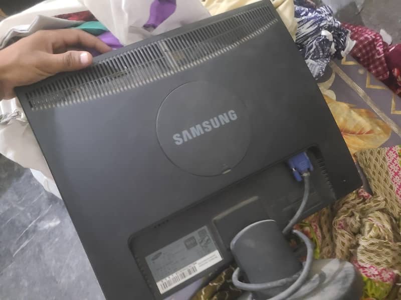 Samsung Computer LCD 1