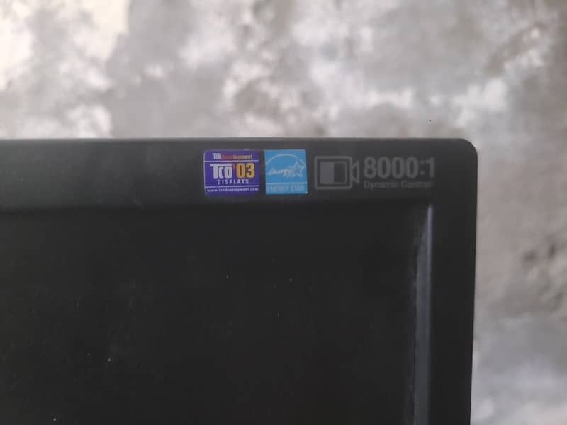 Samsung Computer LCD 4