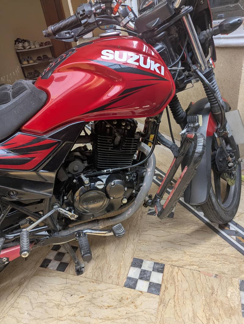 Suzuki GR150 4