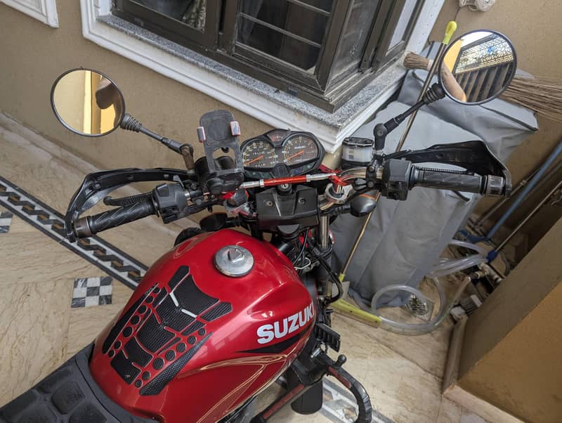 Suzuki GR150 6