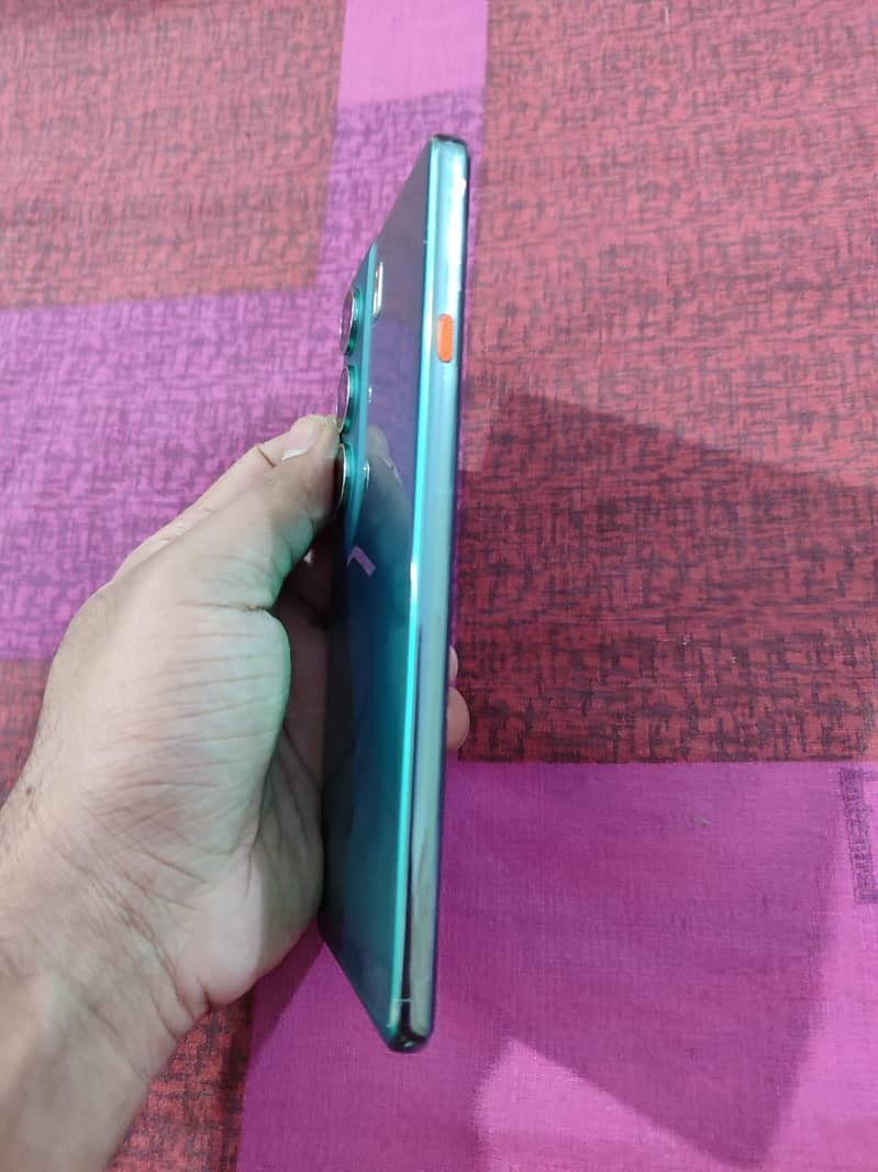 Tecno CAMON 40 (8/256) 1