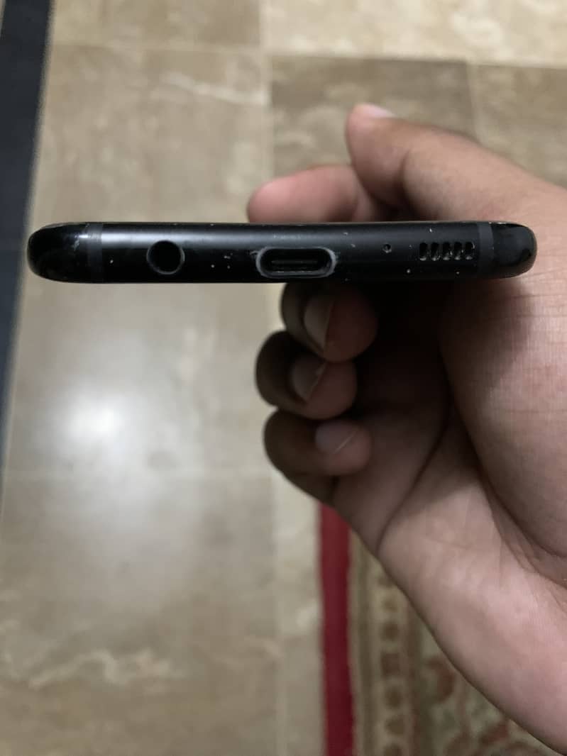Samsung Mobile S8 Plus 2