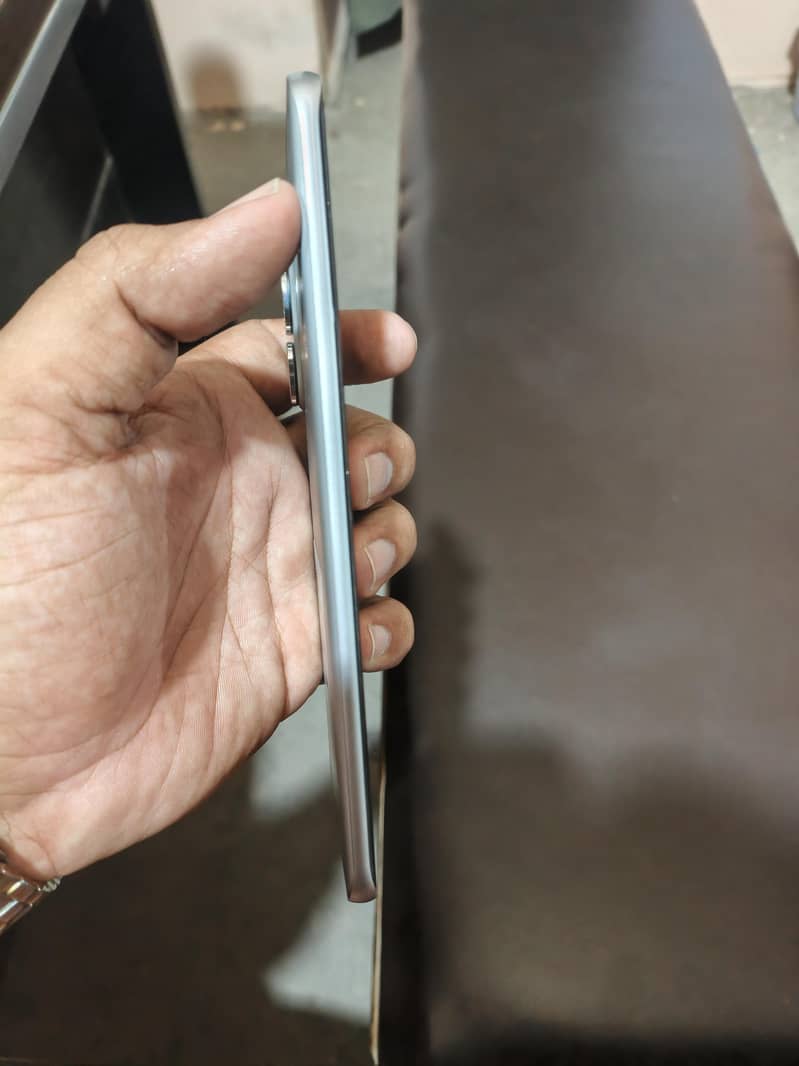 Infinix 60 pro plus 10/10 condition 2