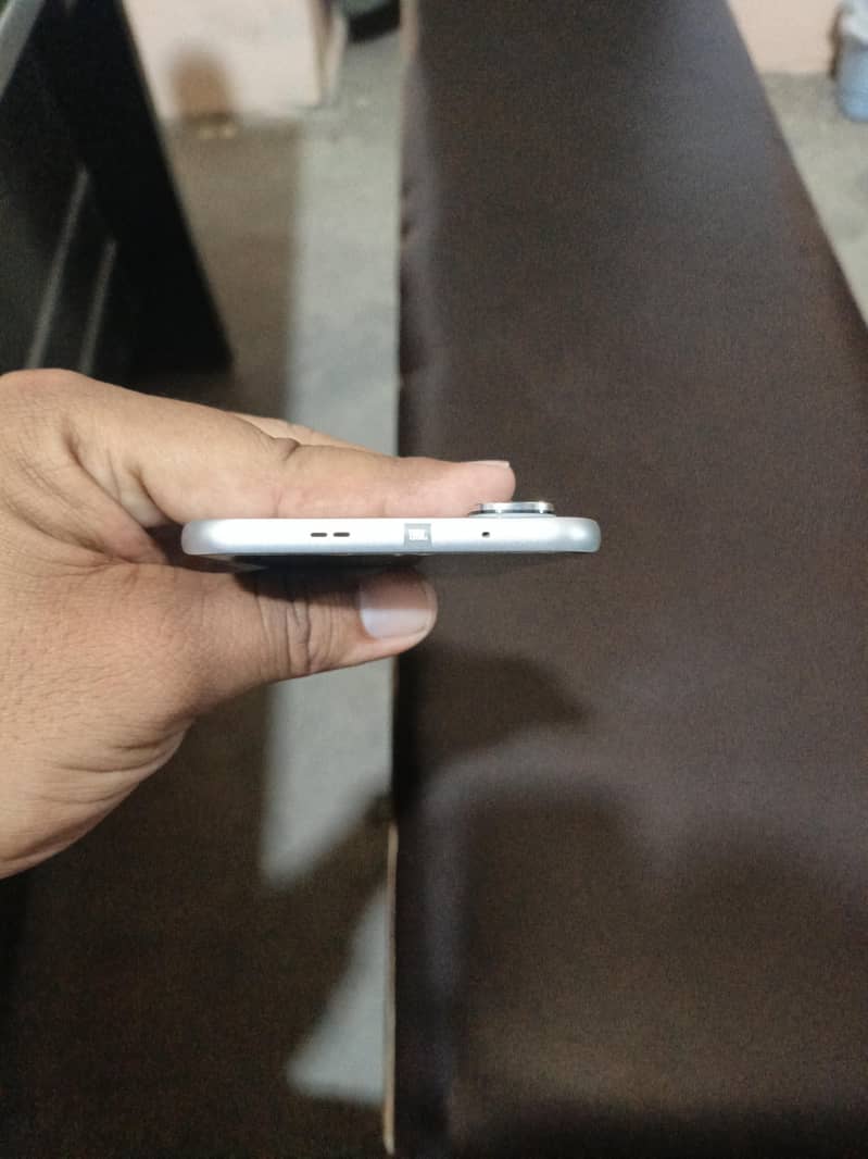 Infinix 60 pro plus 10/10 condition 4