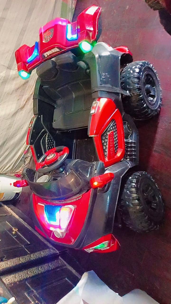 Ajeeb car 16