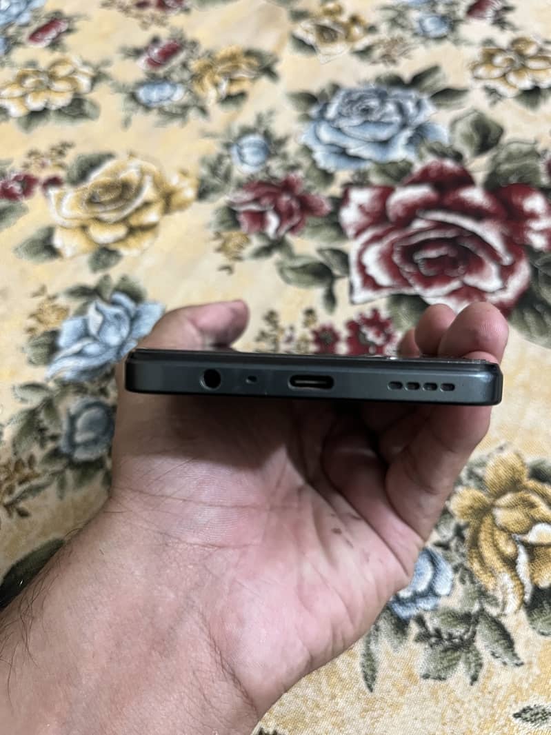 Realme C71 1