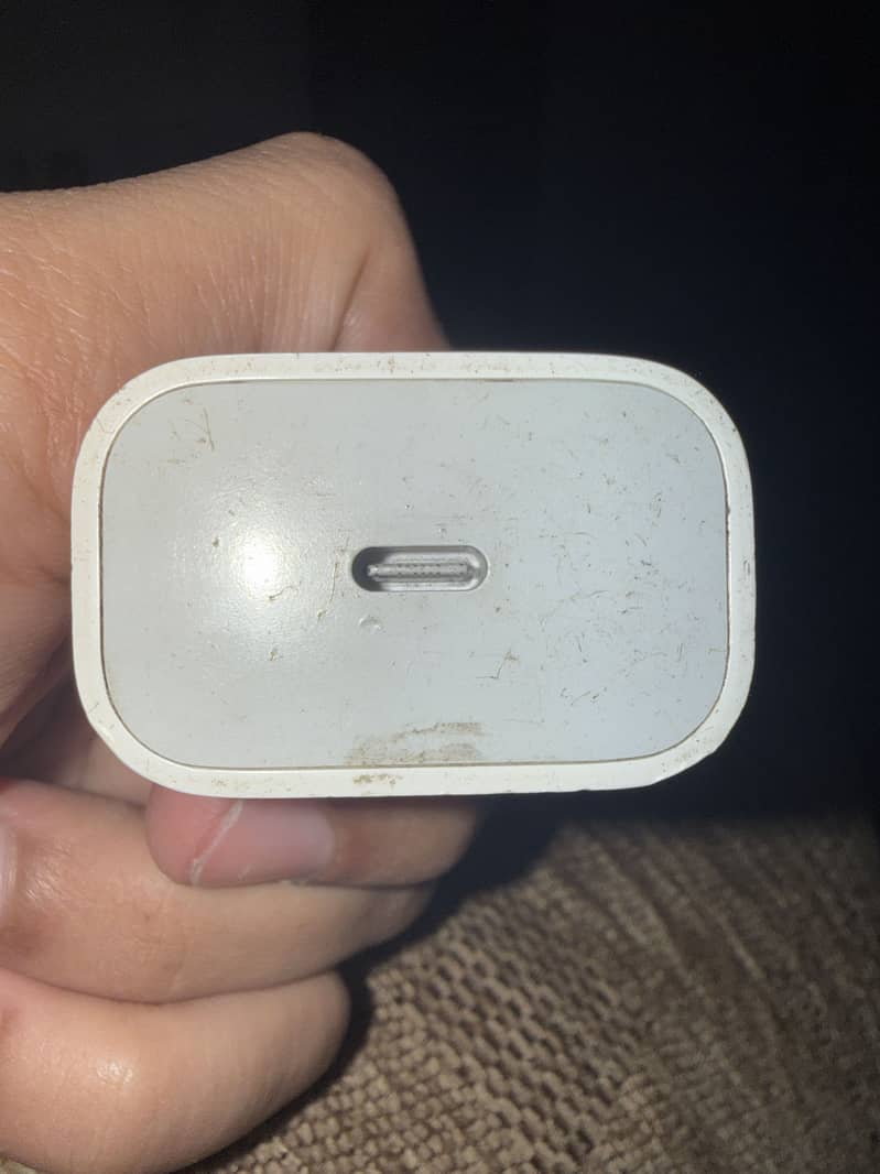 iphone orignal adapter 1