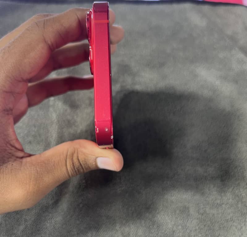 Apple iPhone 14 2