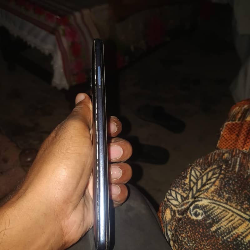 Xiaomi Redmi Note 9S 1