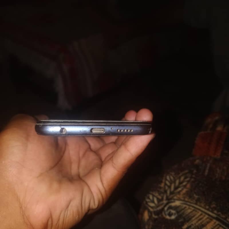Xiaomi Redmi Note 9S 3