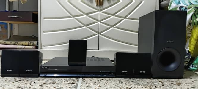 Sony 5.1 HOME THEATER