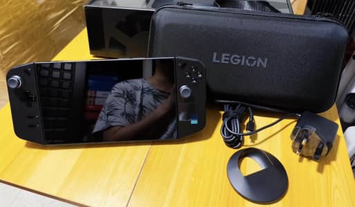 Lenovo legion go z1 extreme 1tb