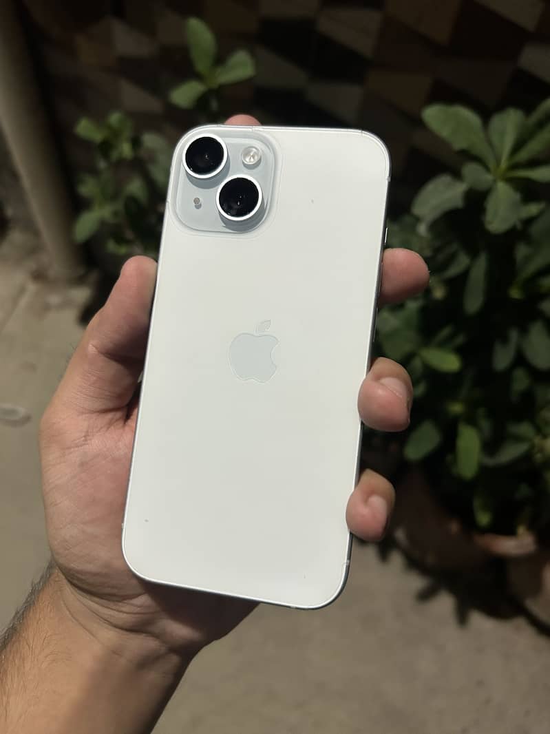 Apple iPhone 15 0