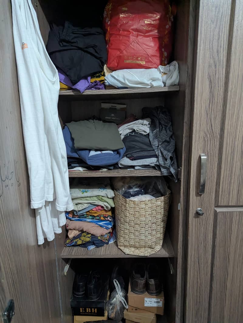 3 Door Wardrobe 2