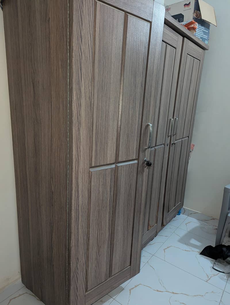 3 Door Wardrobe 5