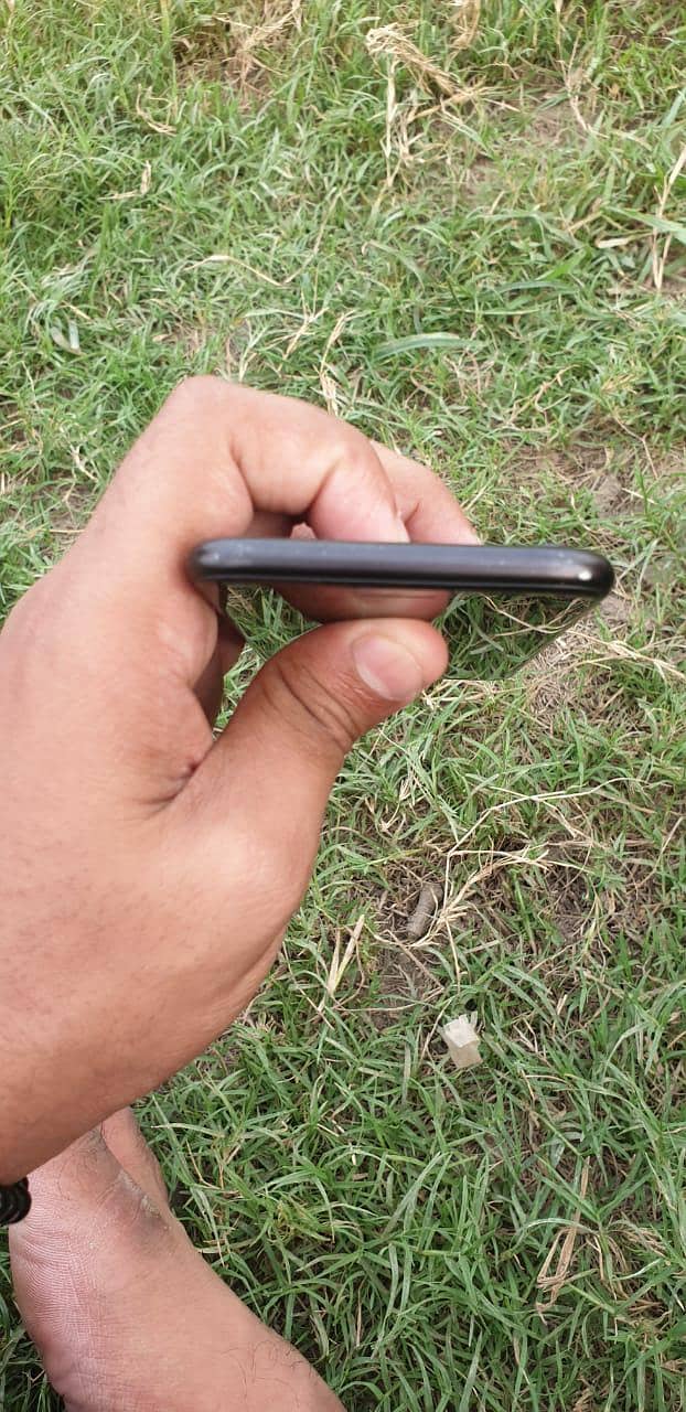 Apple iPhone 7 3