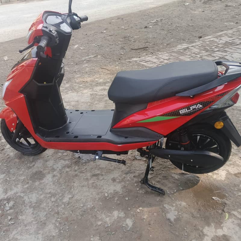 electric scooty 6