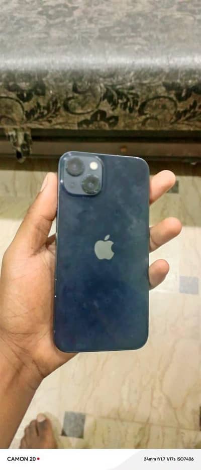 Apple iPhone 13