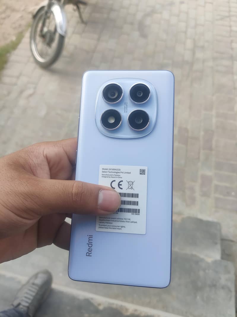 Xiaomi Redmi Note 14 Pro 1