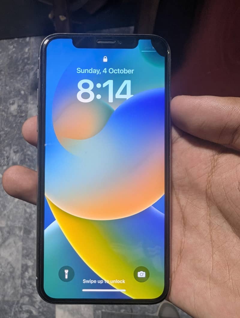 Apple iPhone X 3