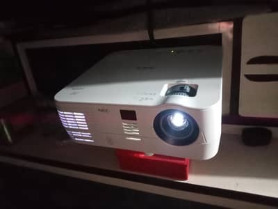 DLP PROJECTOR brand NEC