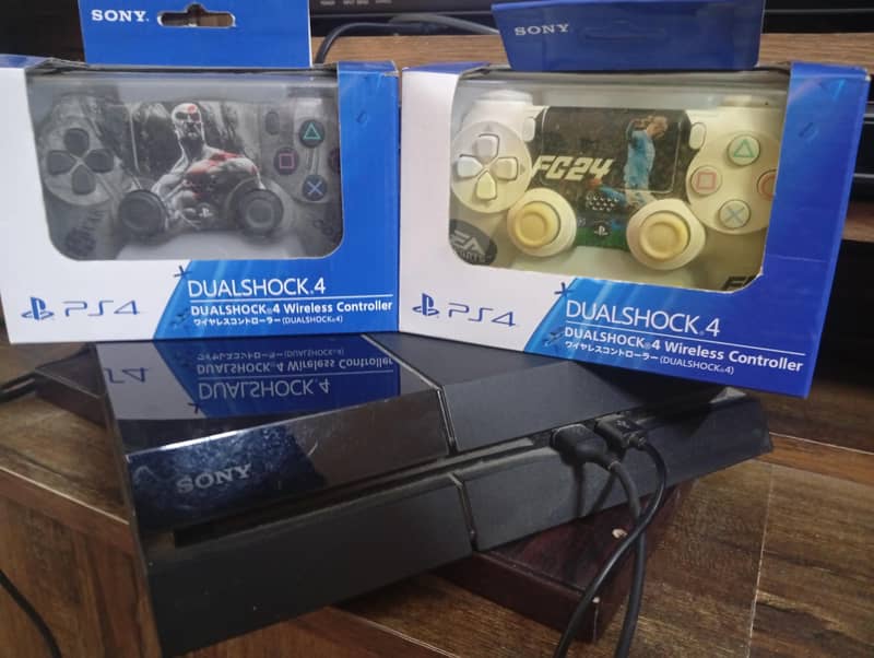PlayStation 4 Setup with DualShock 4 Controllers 0