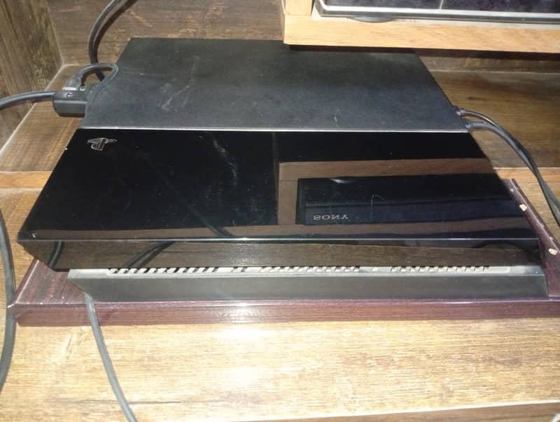 PlayStation 4 Setup with DualShock 4 Controllers 10