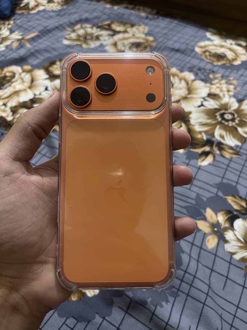 Apple iPhone 17 Pro Max 2