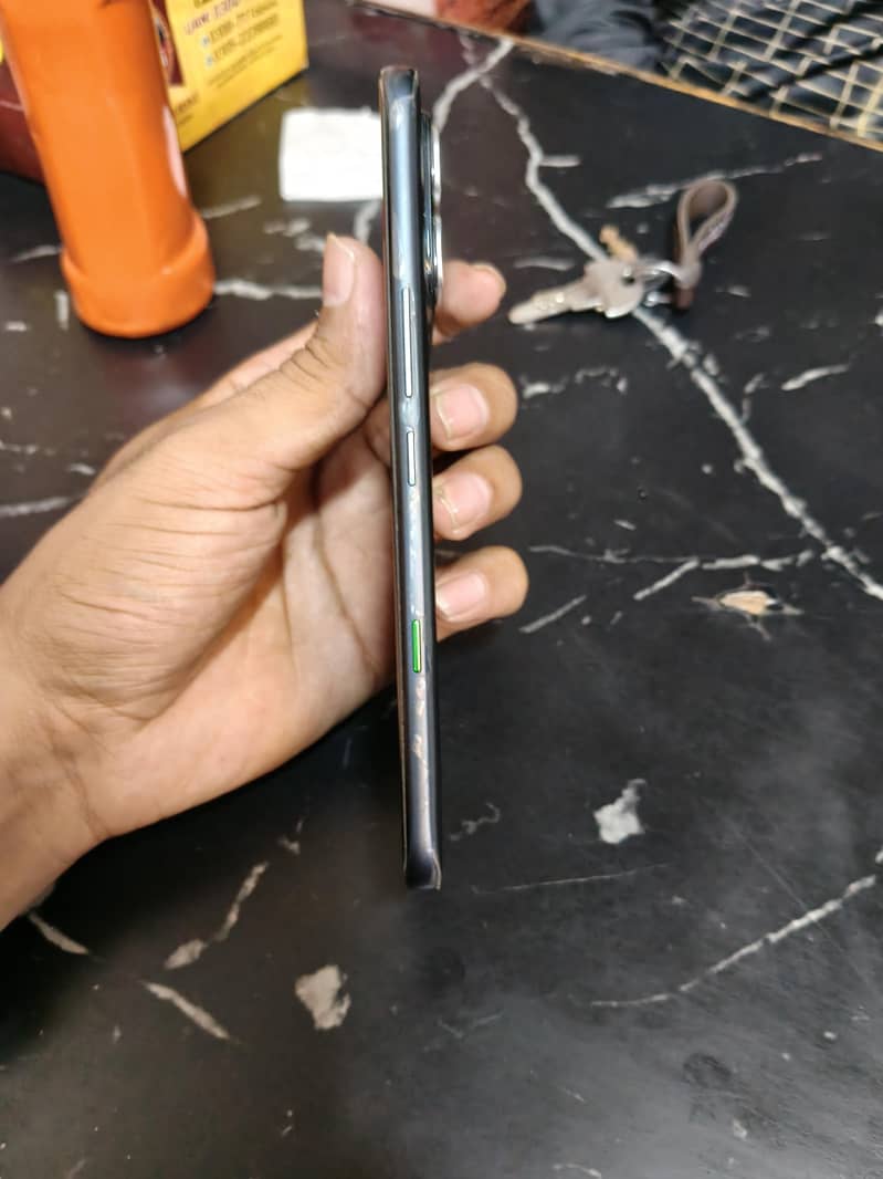 Infinix note Edge 2