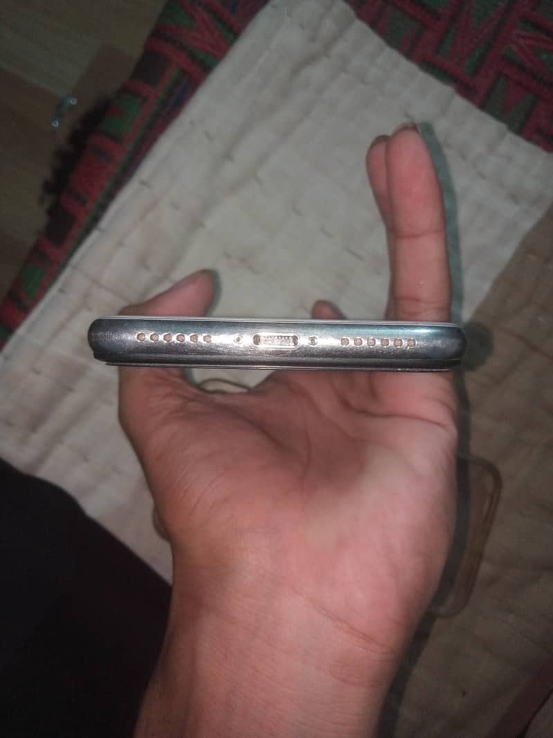 Apple iPhone X 1