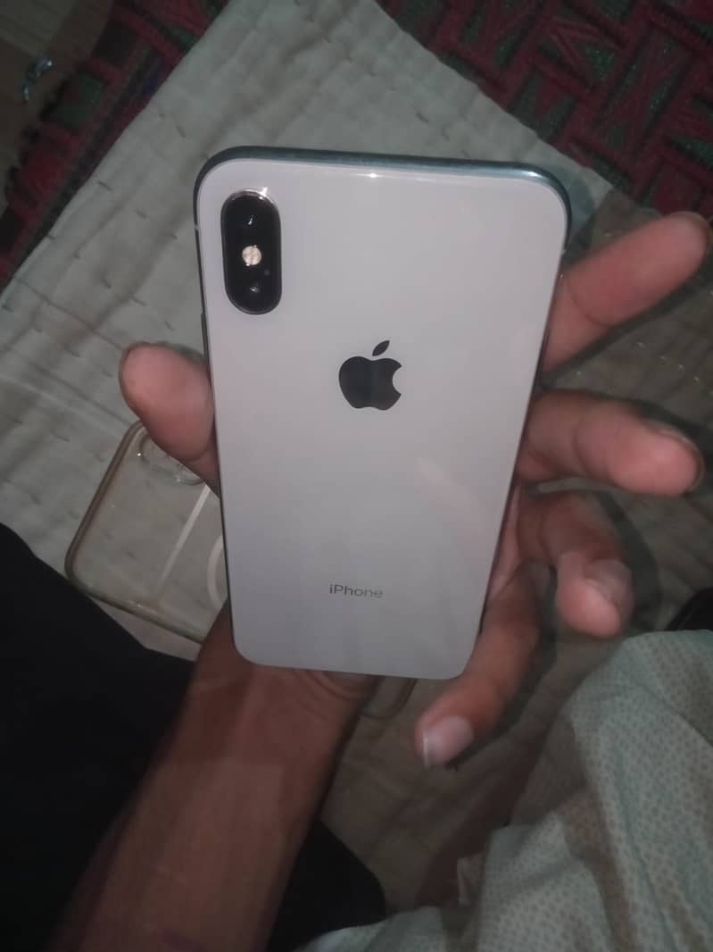 Apple iPhone X 3