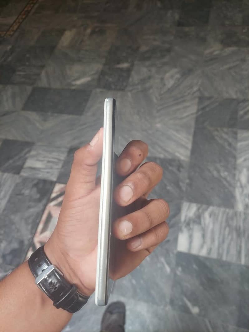 OPPO A52 3