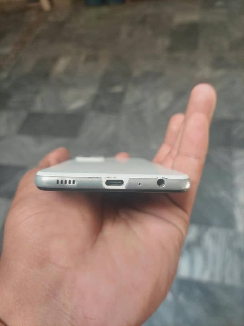 OPPO A52 5