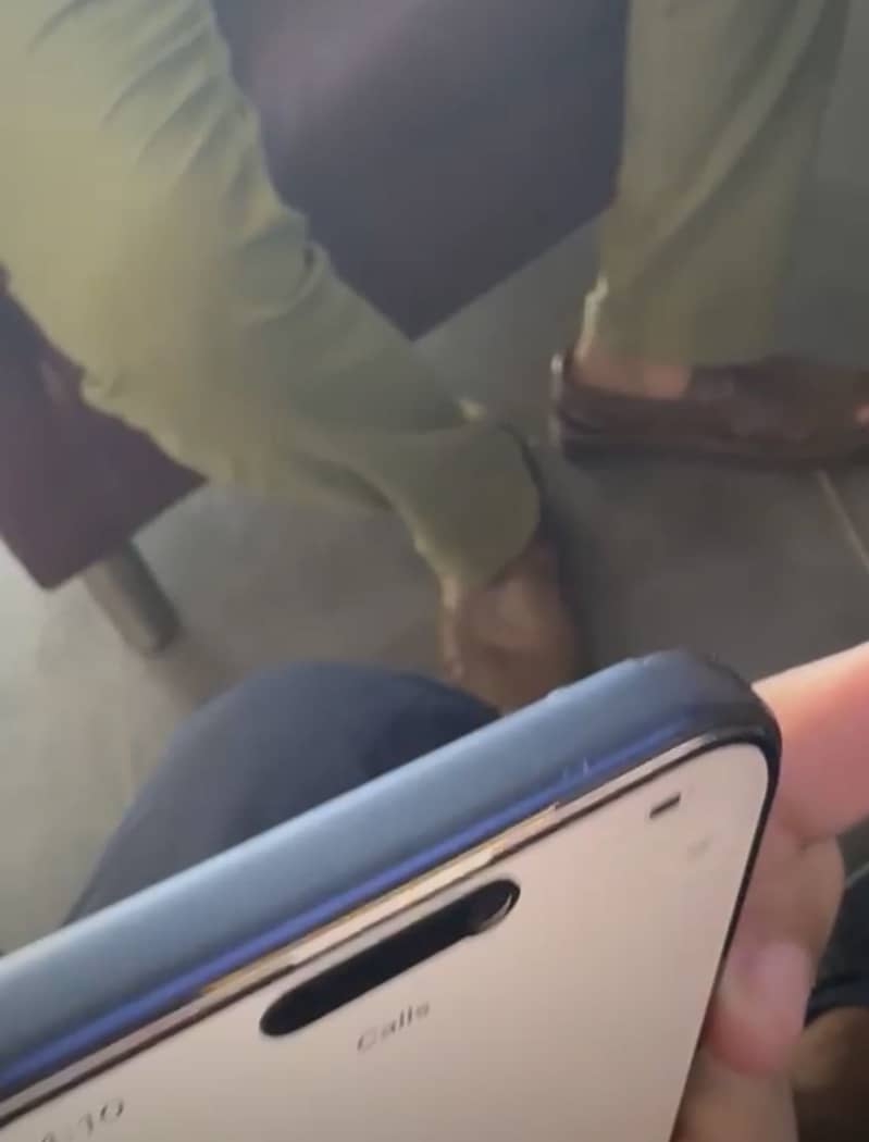 Apple iPhone 17 Pro Max 3