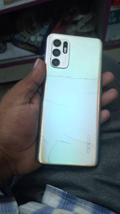 OPPO Reno6