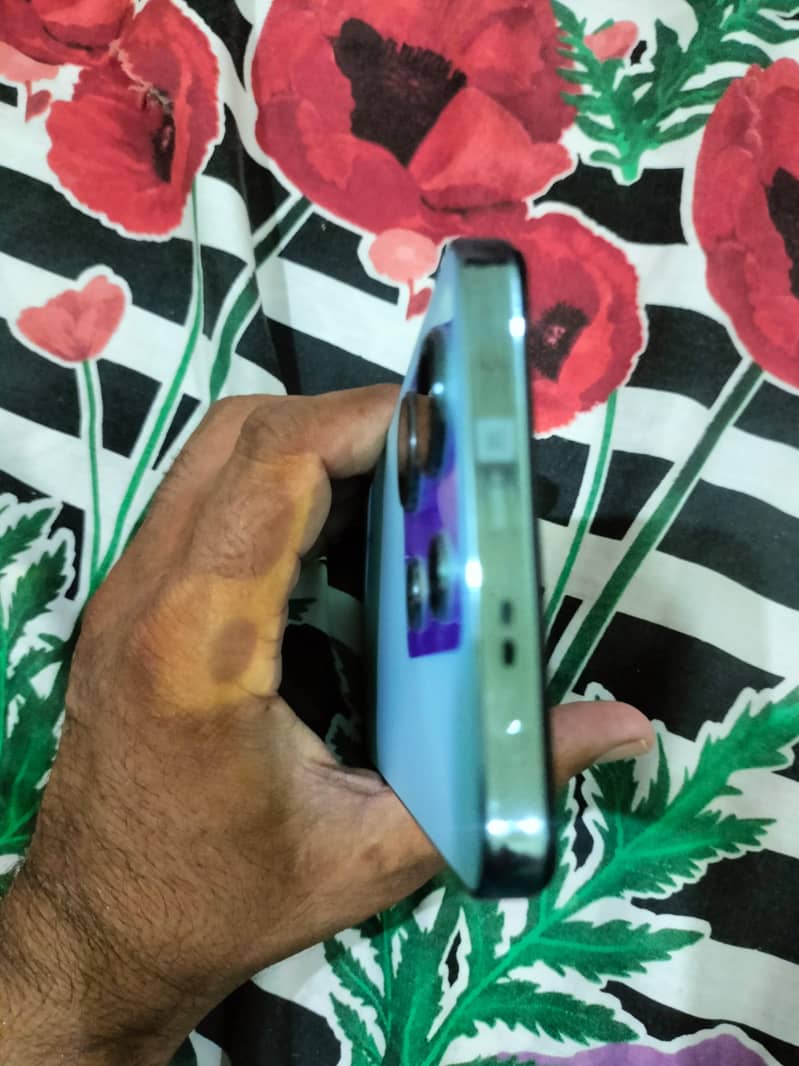 Infinix Note 30 5