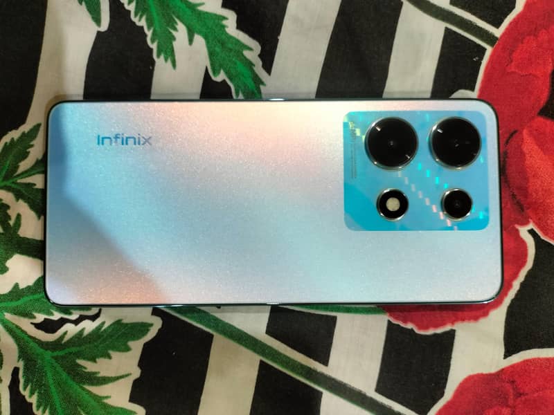 Infinix Note 30 9