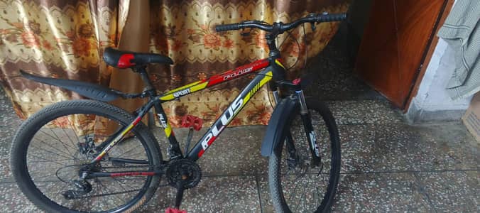 PLUS Sport Mountain Bike - Disc Brakes, Front Suspension