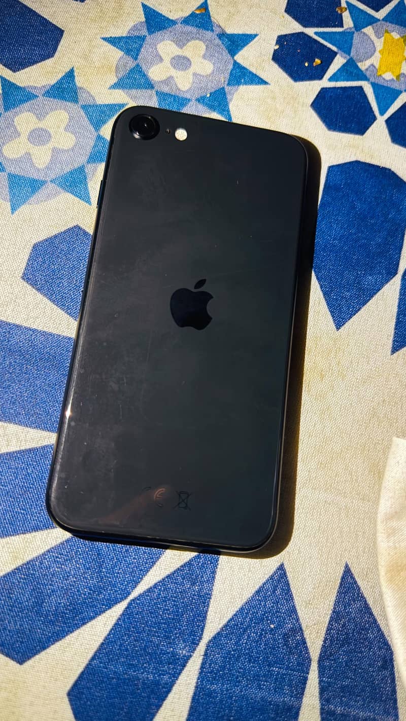Apple iPhone 12 3