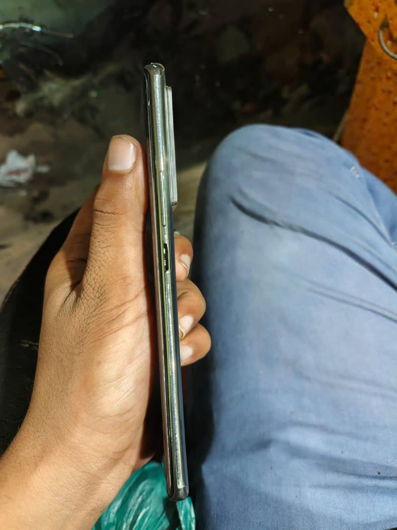 INFINIX NOTE 40 PRO 2
