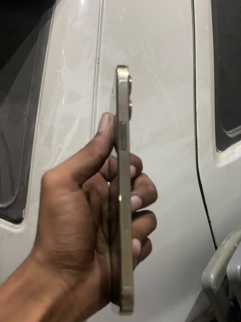 Apple iPhone 12 Pro Max 1