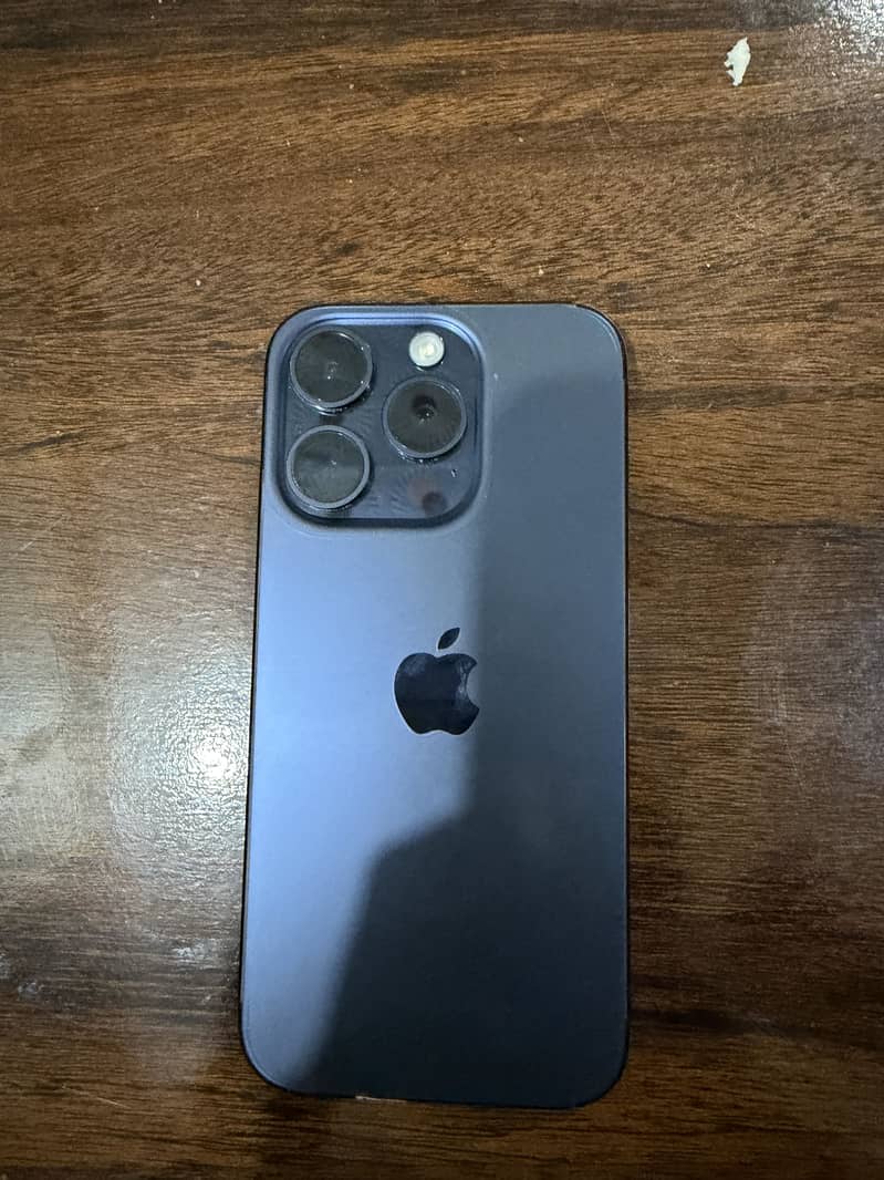 Apple iPhone 15 Pro 1